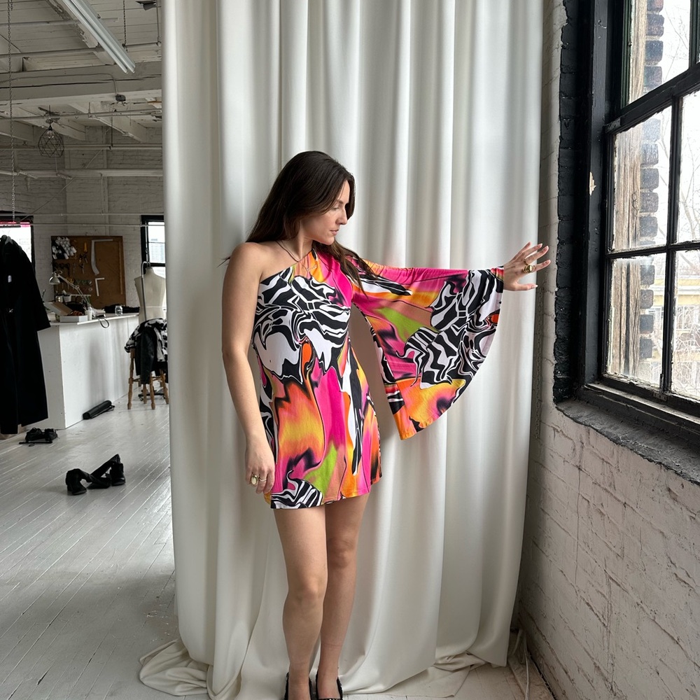 Y2K vintage One-Shoulder Mini Dress with Bold Print